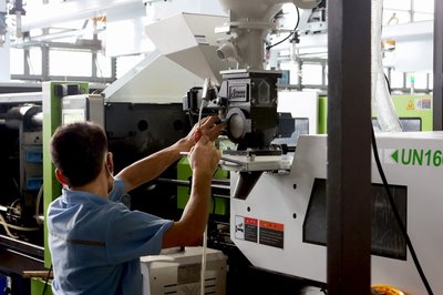 小熊電器 數(shù)字化引擎驅(qū)動智能制造，樹立小家電行業(yè)新標桿